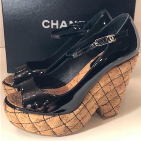 100% Authentic Chanel Wedge🌺 - Picture 5 of 11